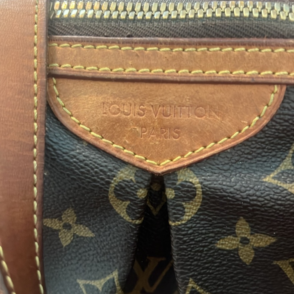 Authentic LV - Picture 4 of 7